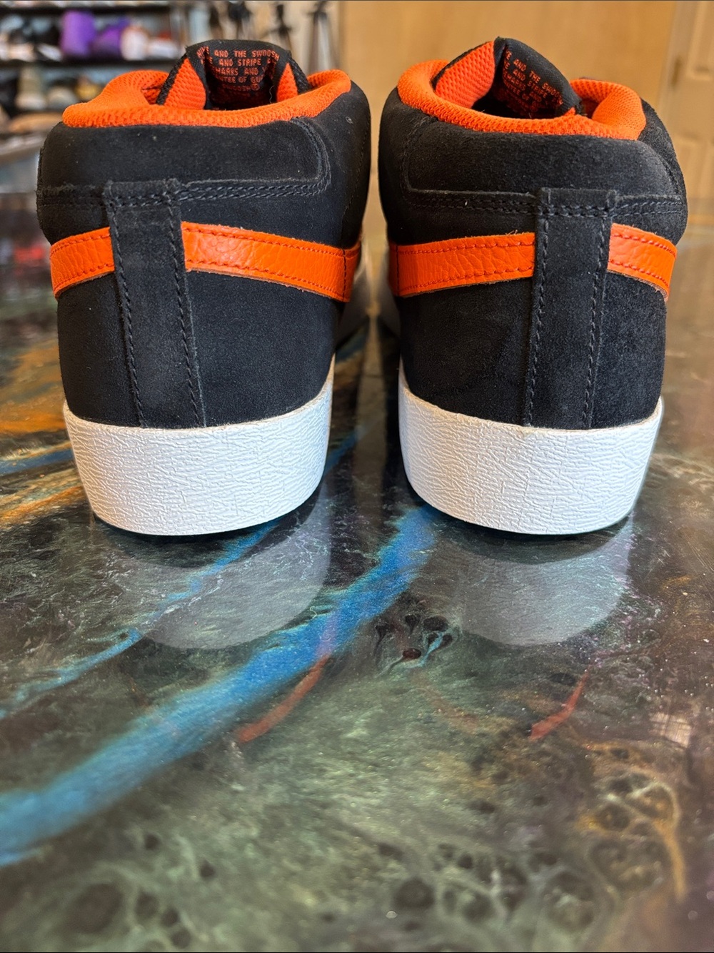 Nike SB Blazer Black/Orange 395771-001) Men’s 11 Preowned Excellent Condition - Picture 6 of 8